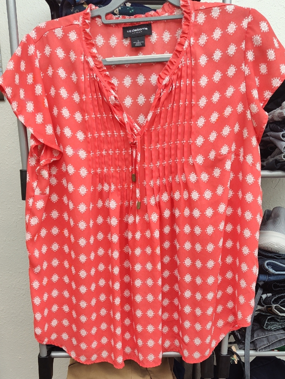 Liz Claiborne Coral Printed V-Neck Short Sleeve Blouse